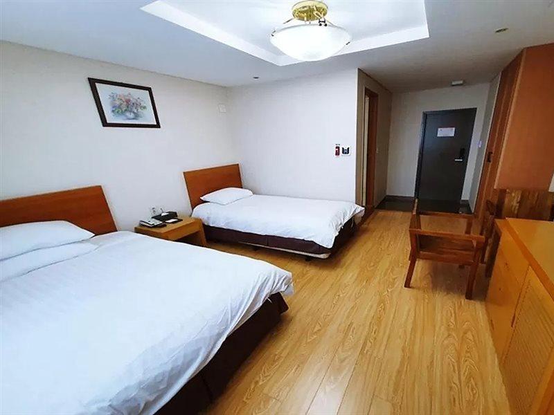 济州公园畔旅游酒店 济州市 外观 照片