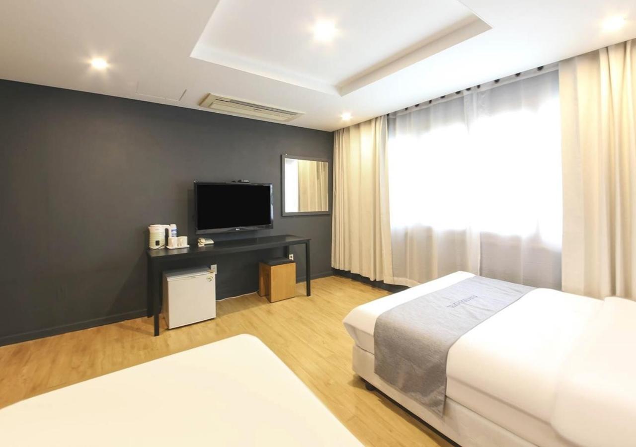 济州公园畔旅游酒店 济州市 外观 照片